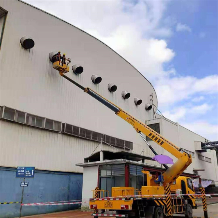 南海高空作业车出租服务：专业广告牌安装解决方案