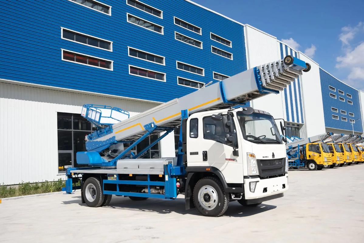 南海出租云梯车高空作业车 建筑垃圾搬运